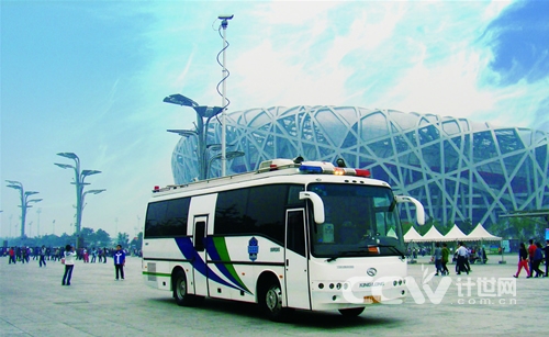 城管移动指挥车